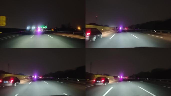 高速路上的警车