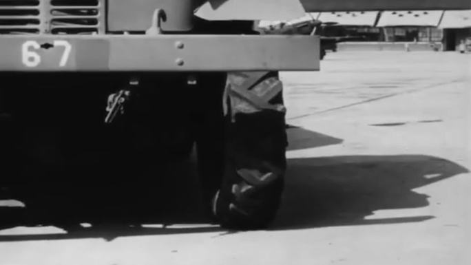 40年代飞机液压刹车系统