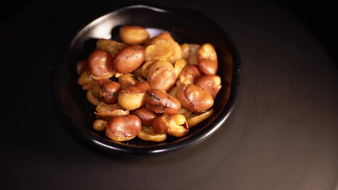 坚果零食铁蚕豆