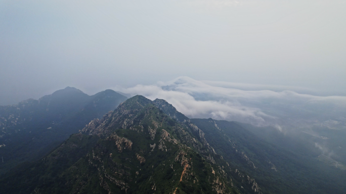 云端日出山脉瀑布云海大黑山航拍