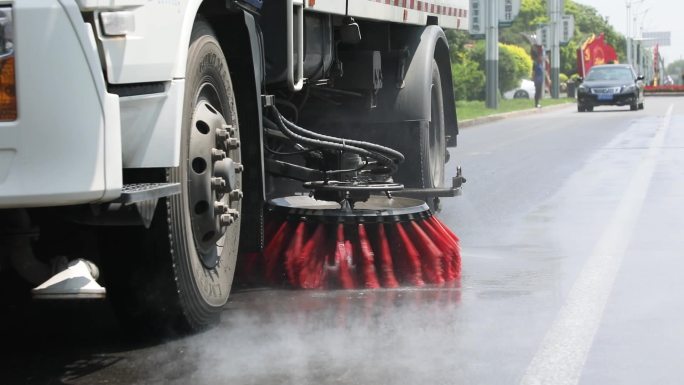 城市绿化 水车 清扫路面 洒水车