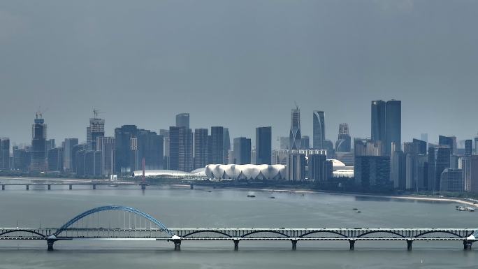 航拍杭州钱塘江畔两岸发展