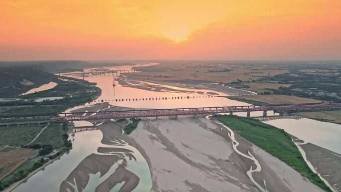 航拍黄河日出夕阳黄河铁路桥母亲河