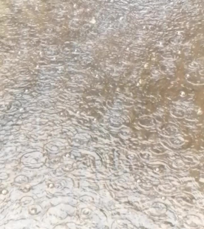 雨水涟漪