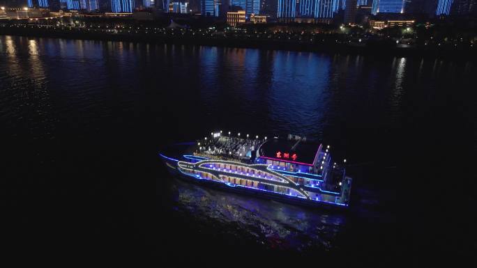 大疆航拍 东湖号 邮轮 长江 夜景