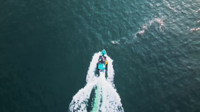 大连星海公园星海广场游艇海上追逐