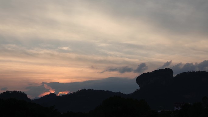 延时 武夷山 大王峰 日落 云层 风光