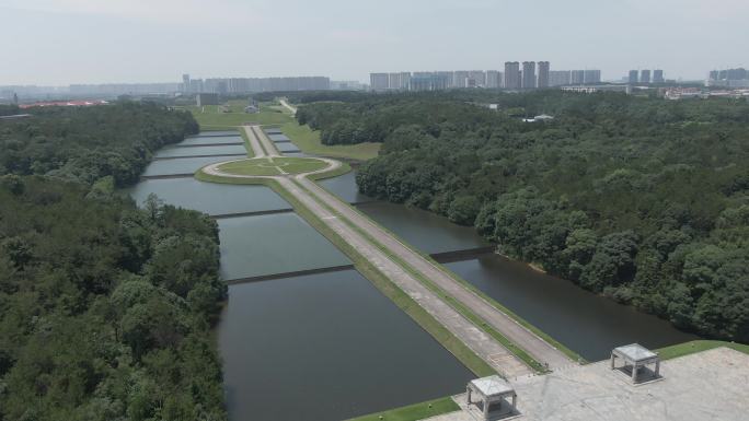 江中 药谷 公园 桥 水面 湖泊 森树林