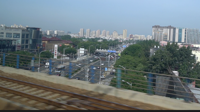 高铁窗外  城市风景 高楼大厦