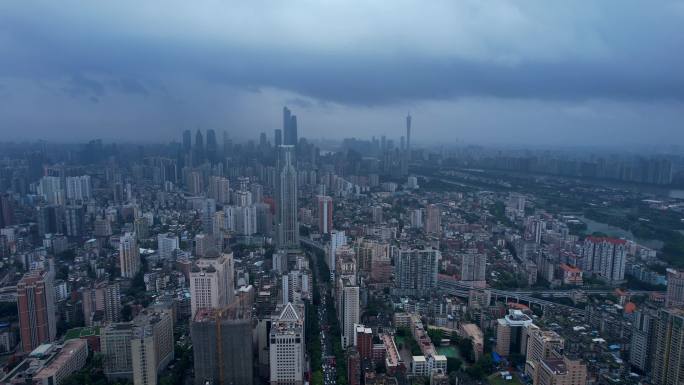 阴雨广州电信大厦 广州塔