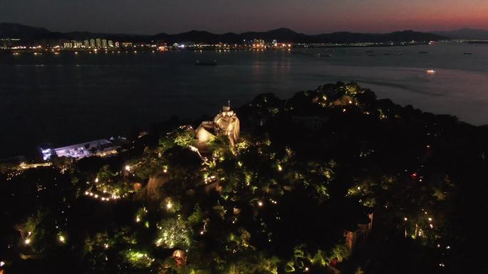 噪点满满的厦门鼓浪屿夜景，双子塔