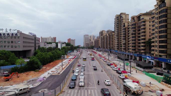 城市道路围挡施工道路建设车流