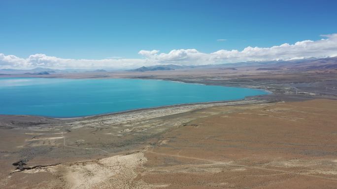 西藏圣湖航拍，湖泊