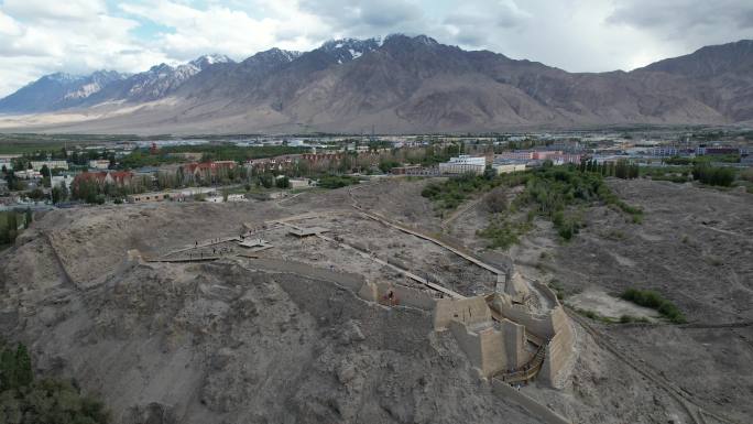 4K航拍中国新疆塔什库尔干帕米尔石头城