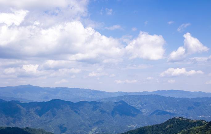 虎形山山背花瑶梯田景区