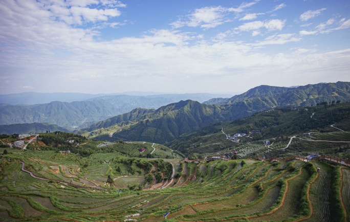 怀化山背花瑶梯田