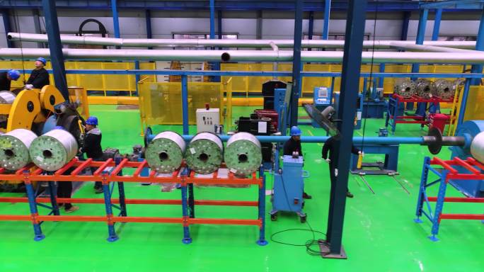 工厂 车间 光纤制作 机械设备 生产