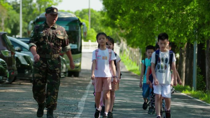 夏利营青少年小朋友国防安全教育壹动训练营