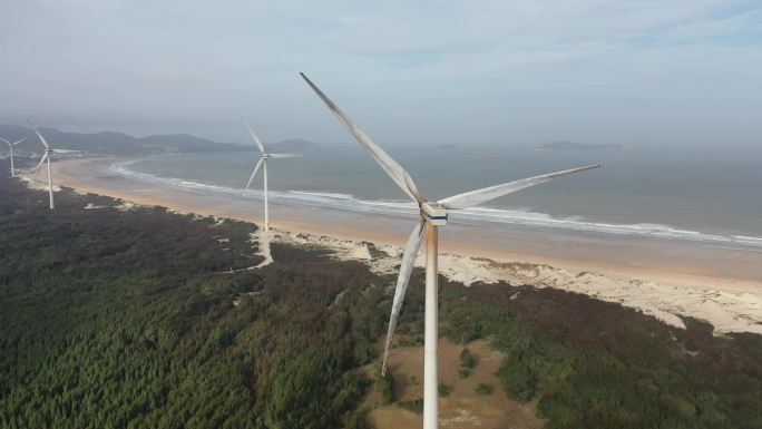 原创 福建福州长江澳风力发电海滩旅游风光