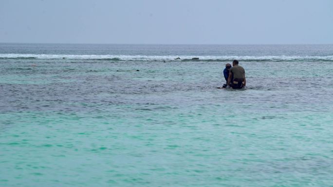 海洋 游客 沙滩 马尔代夫 休闲度假