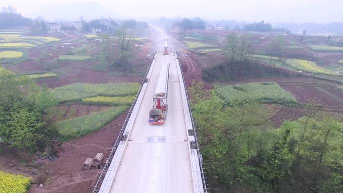 铁路桥段 运输 川藏铁路