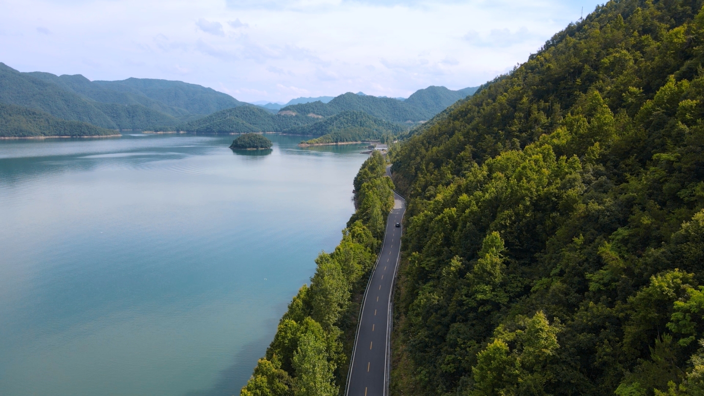 水库航拍，环库公路