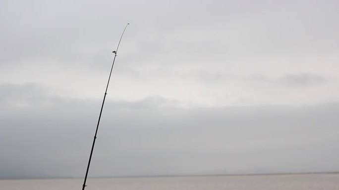 黄河边钓鱼