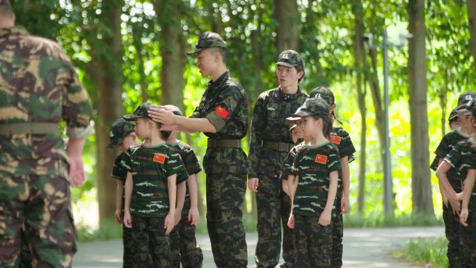 夏利营青少年小朋友国防安全教育壹动训练营