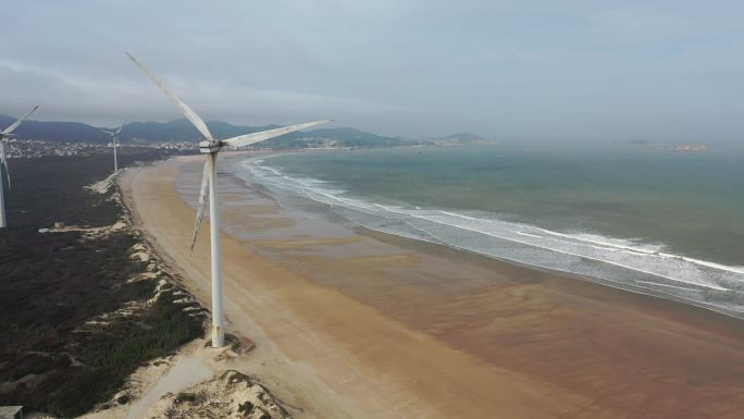 原创 福建福州长江澳风力发电海滩旅游风光