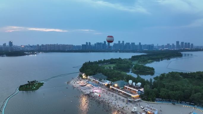武汉东湖沙滩 绿道 热气球 人群游泳素材