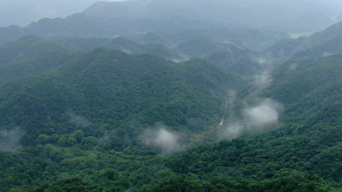 航拍大别山脉