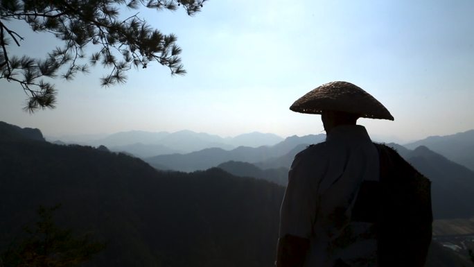 历史再现 古人走山路