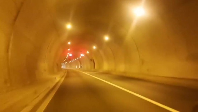 交通 隧道 汽车第一视觉 公路 高速公路