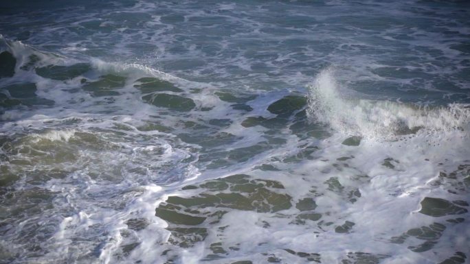 沉浸式听海看海浪声咆哮浪漫伤感素材
