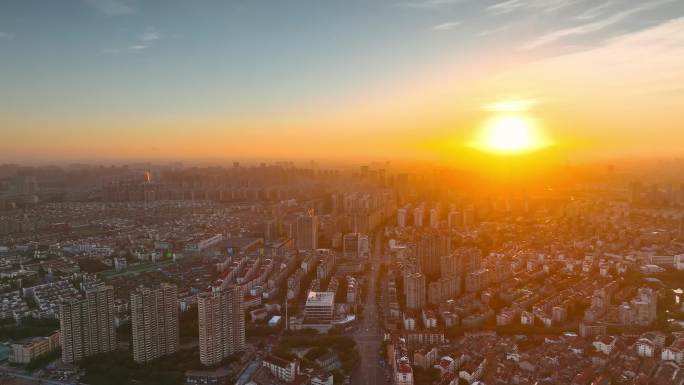 江苏常州城市日出大全景