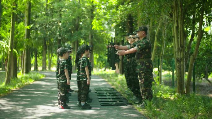 夏利营中小学生壹动训练营国防安全国防教育