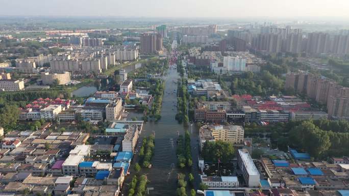 河南洪水卫辉主城区主干道灾情