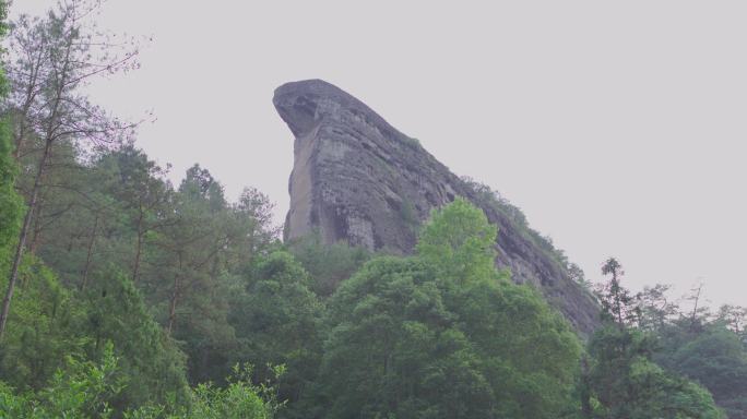 武夷山鹰嘴岩