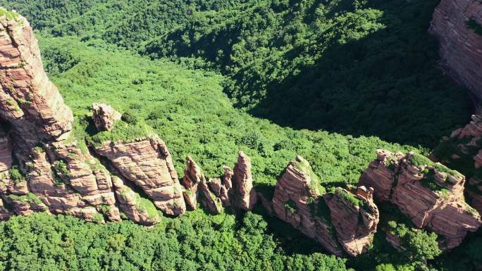 航拍河北嶂石岩九女峰景区