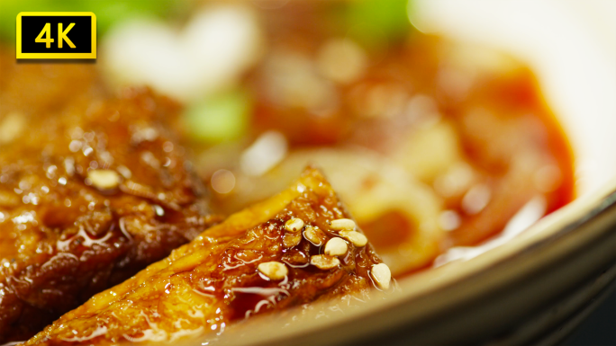 原创巷子牛肉火锅做菜过程地方美食美食食材