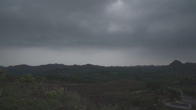 下雨