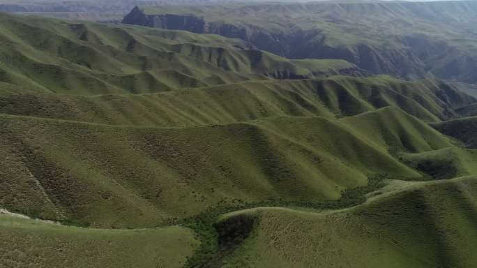 新疆喀拉竣大峡谷