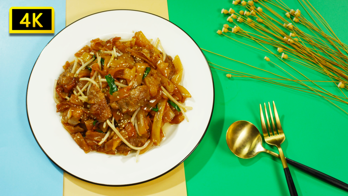 原创干炒牛河翻炒厨师烹饪做菜过程美食食材