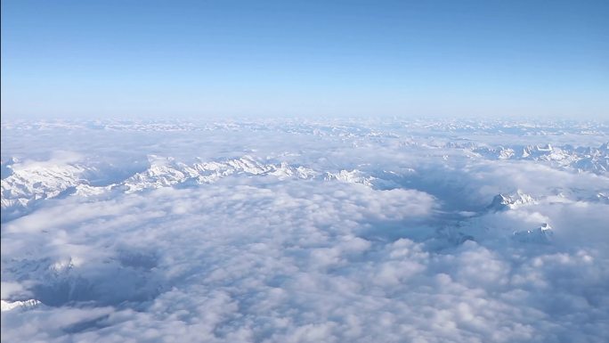 雪山航拍