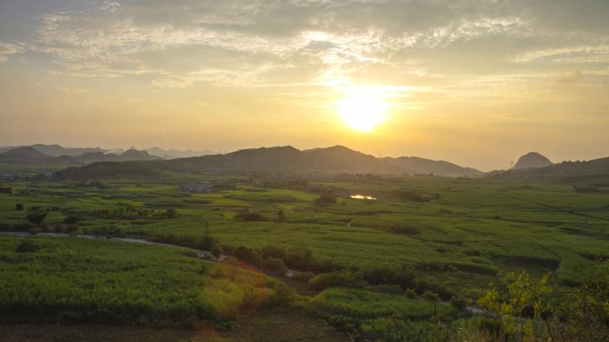 户外 阳光 远山 自然风景