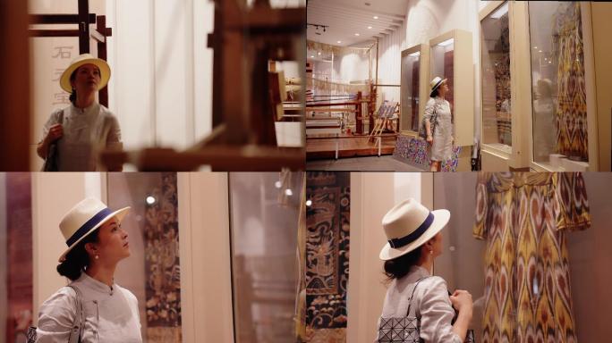 古典美女参观丝绸博物馆