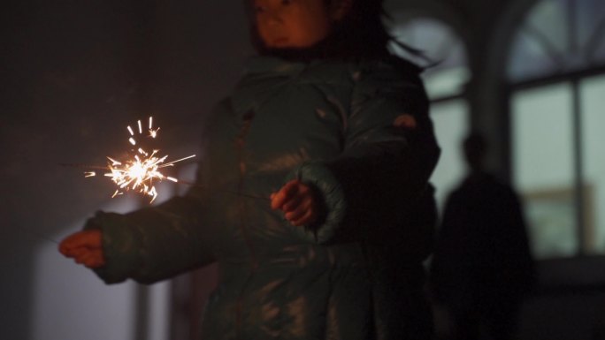 小女孩 仙女棒 过节 过年 生日 春节