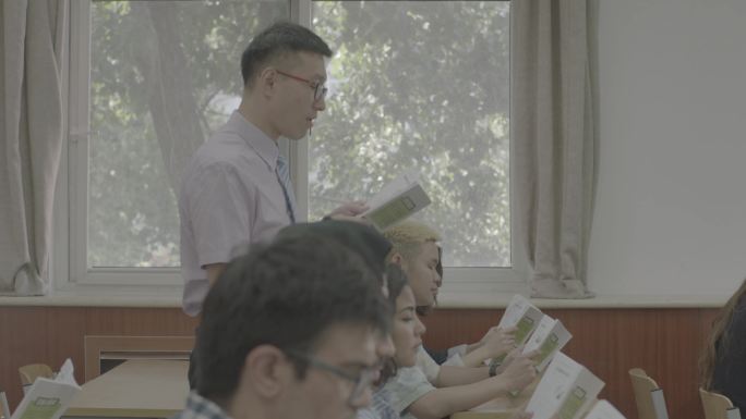 中国外学生上课国际汉语课堂留学生课堂