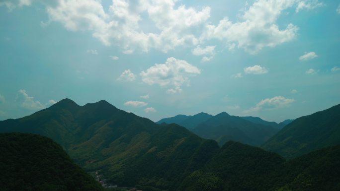 山清水秀  绿水青山