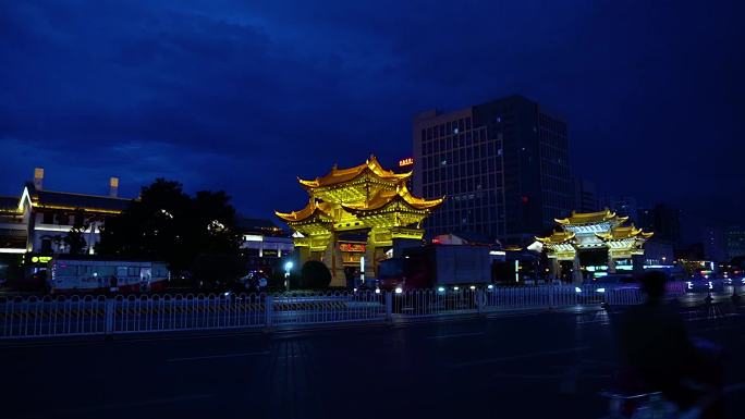 昆明金马碧鸡坊夜景